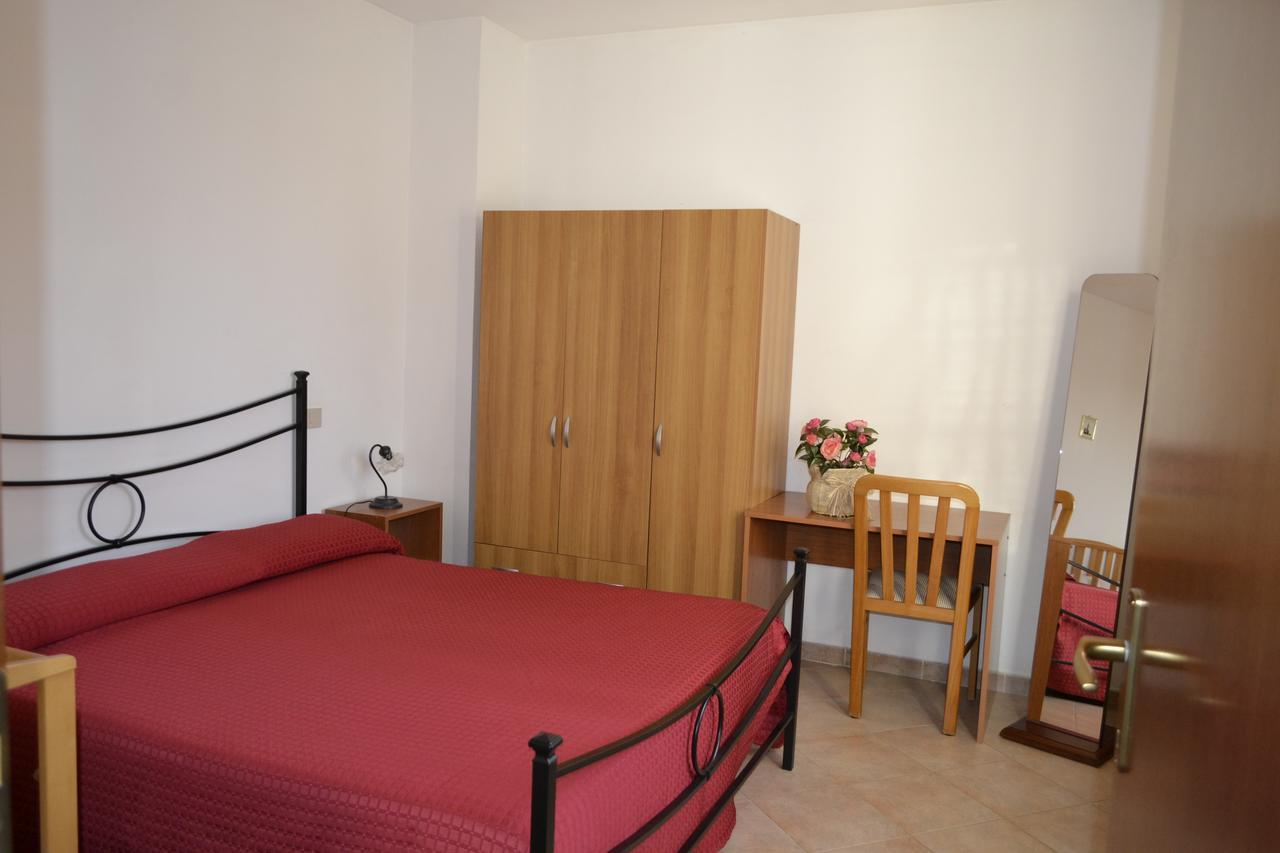 Casa Vacanze Valdamone Суверето Екстериор снимка