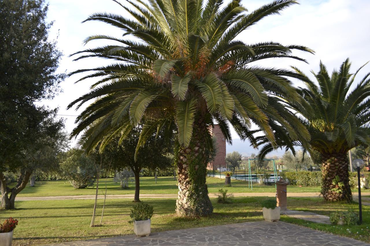 Casa Vacanze Valdamone Суверето Екстериор снимка