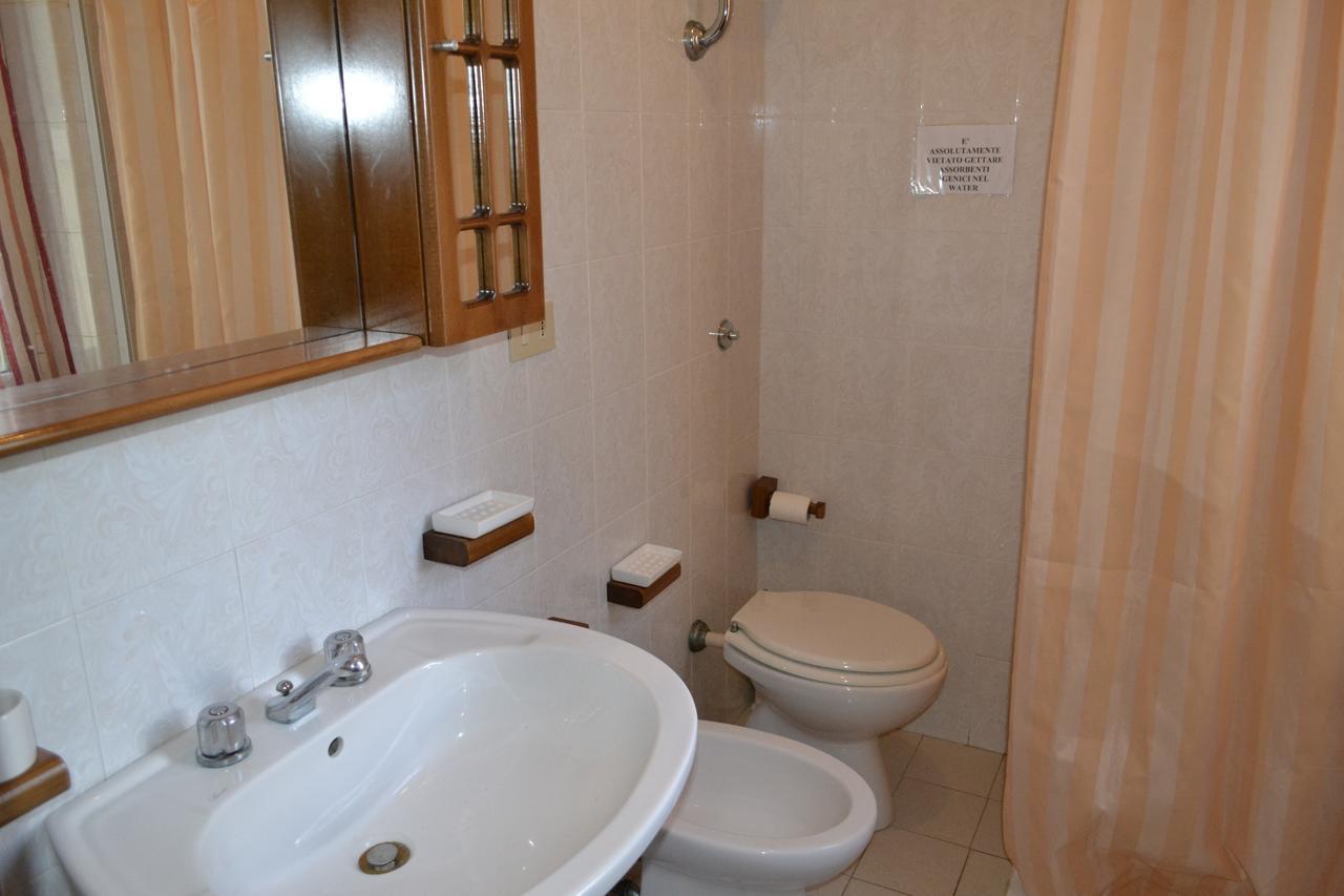 Casa Vacanze Valdamone Суверето Екстериор снимка