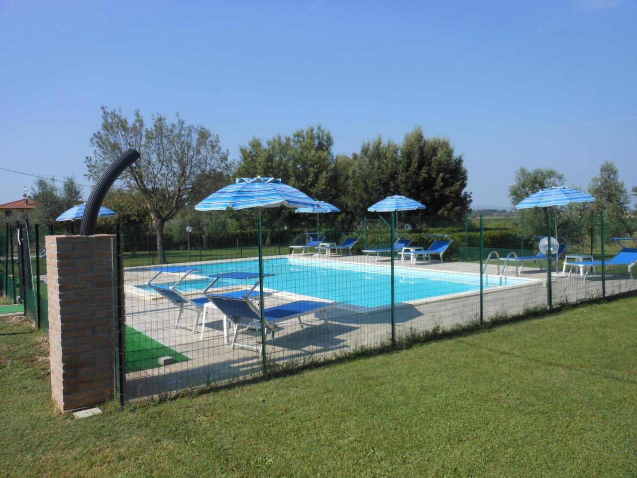 Casa Vacanze Valdamone Суверето Екстериор снимка